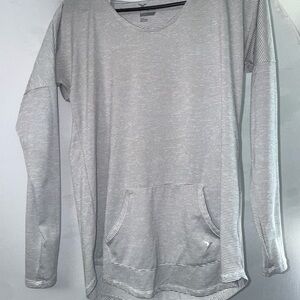 Old Navy Active Gray Striped Top